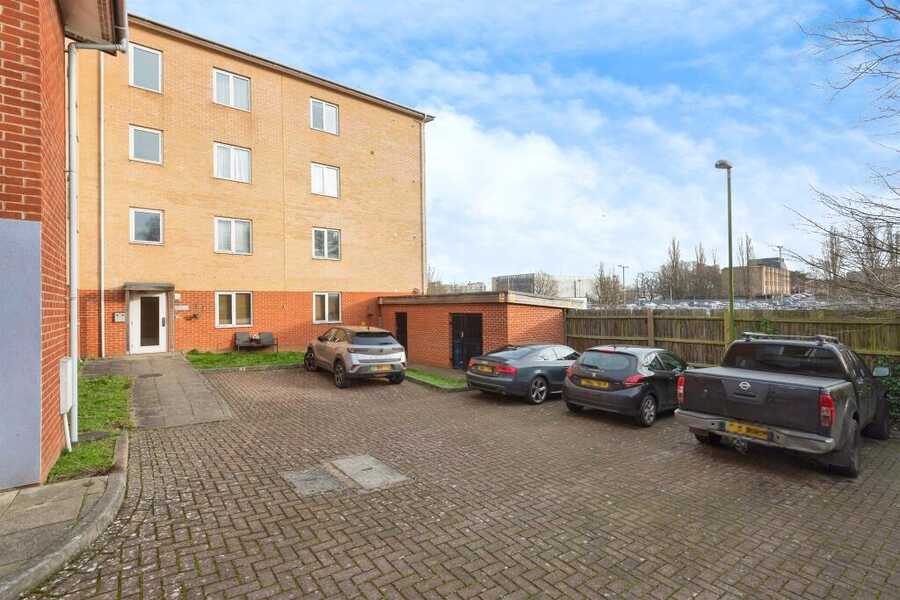 Property photo 3