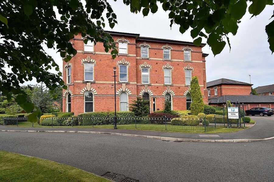 Property photo 1