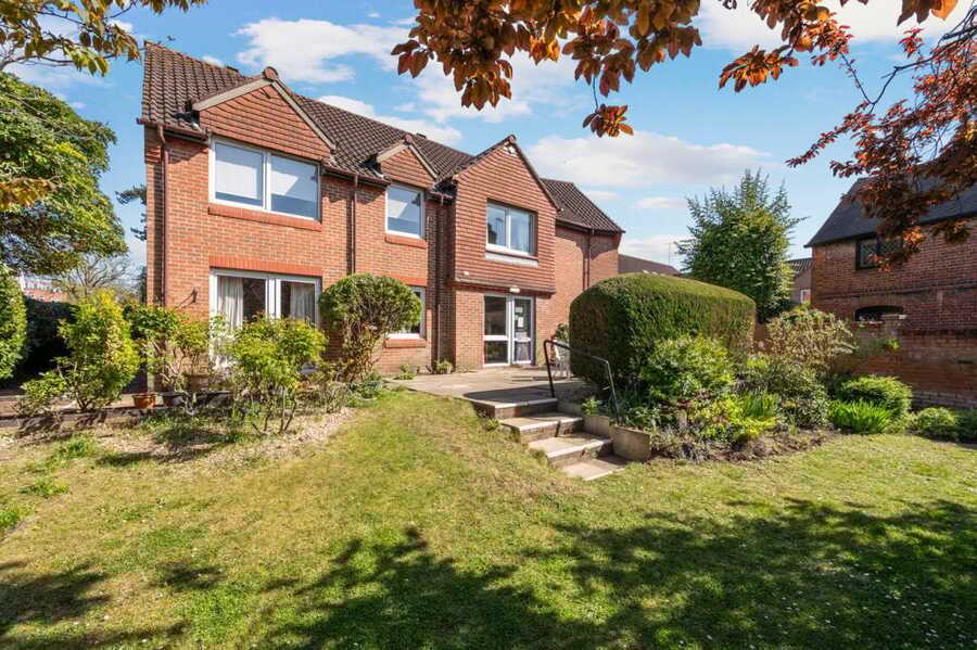 Property photo 1