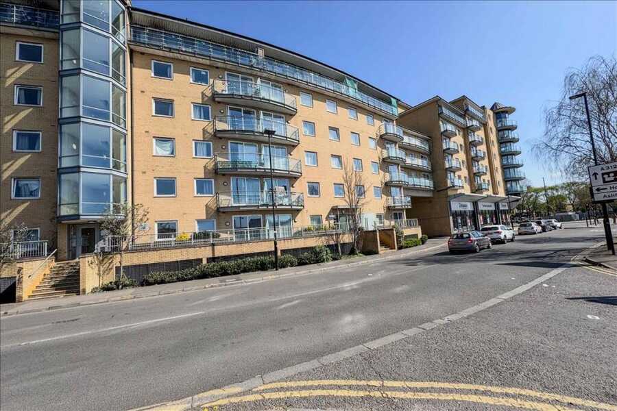 Property photo 1