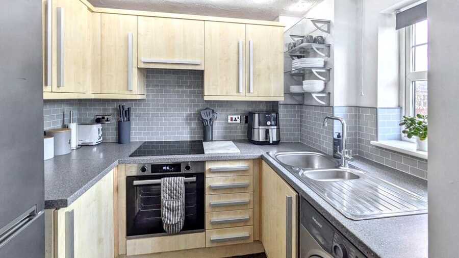 Property photo 1